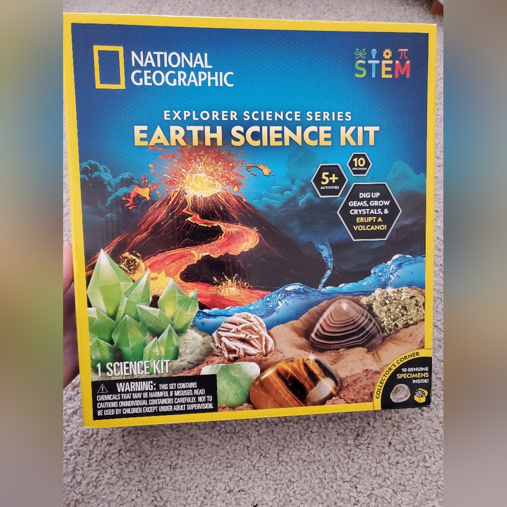 National Geographic Earth Science Kit NIB